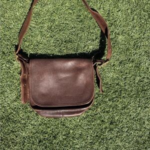 ✨ Coach Patricia's Legacy crossbody bag. Vintage